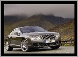 Góry, Bentley Continental GT, Mgła